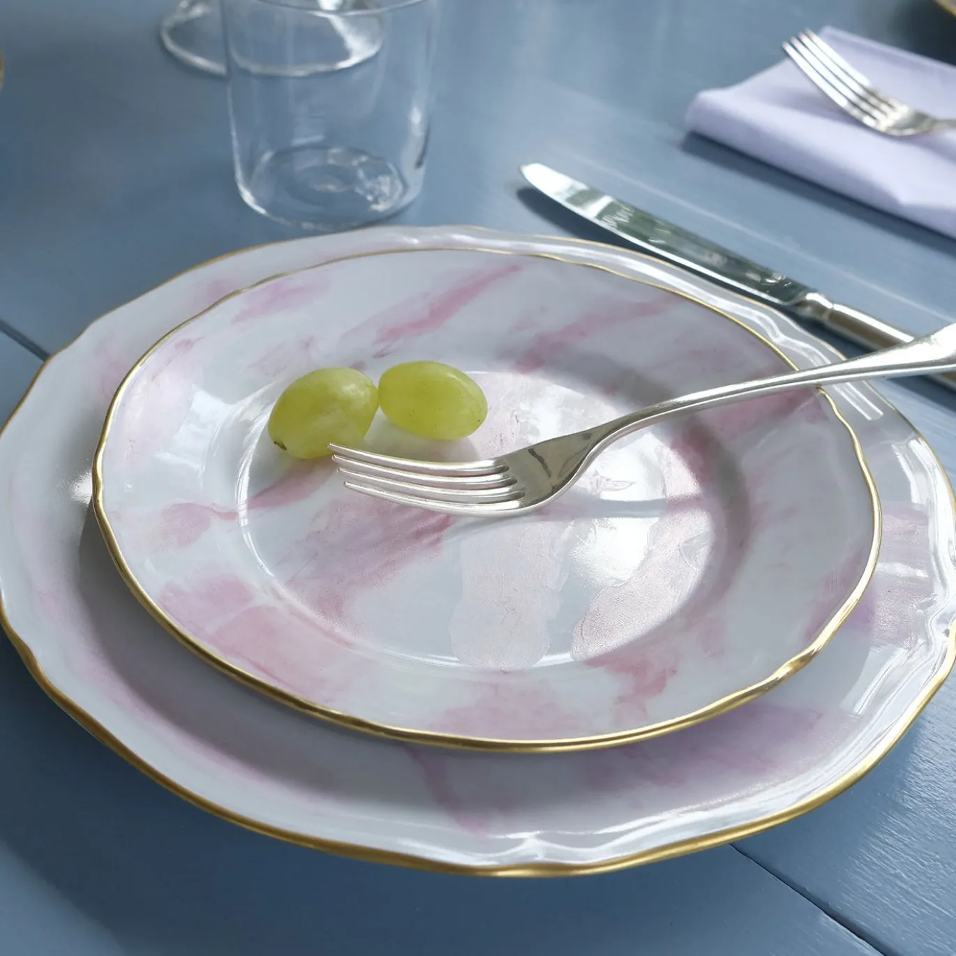 Set di 6 piatti piani Rosa Nuvola in porcellana e oro realizzati a mano