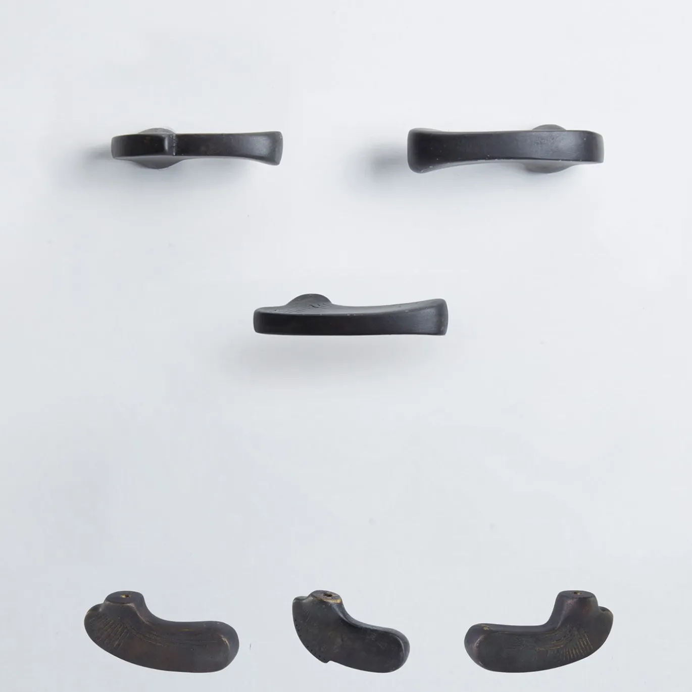 Set di 4 pomelli neri per porte Inca Evolution #1 di Nicole Valenti