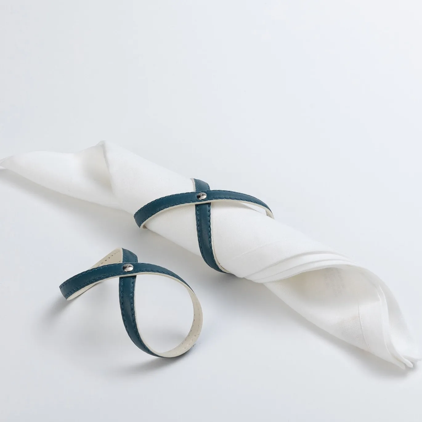Set di 2 portatovaglioli Heathcliff Amalfi Blu e Luna Bianco