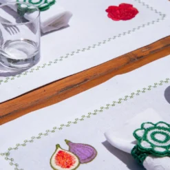 Set di 4 Sottopiatti in Lino Bianco con Cactus Mediterranei