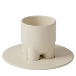 Set di 4 tazze e piattini scultorei UUUUccio in ceramica lucida bianca