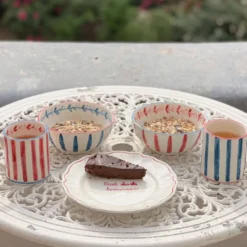 Set di 6 tazze in ceramica rosse e blu