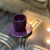 Set di 4 tazzine da espresso e piattini scultorei cUUUp in ceramica lucida viola