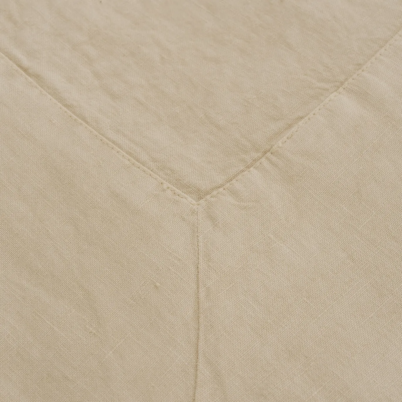 Set di tovaglia e tovaglioli in lino
