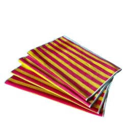 Set di 4 tovagliette a righe gialle e fucsia