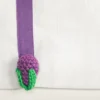 Set di 4 tovagliette in lino bianco e viola con lamponi all'uncinetto