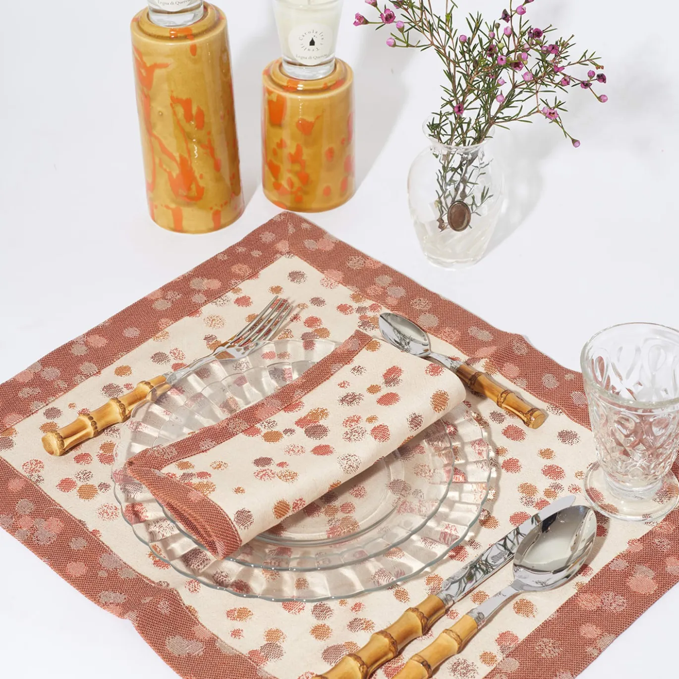 Set di 2 tovagliette rosa e corallo con tovaglioli