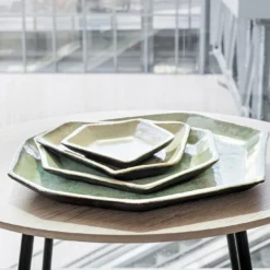 Set di 4 Vassoi sfaccettati Crystal Seed verdi