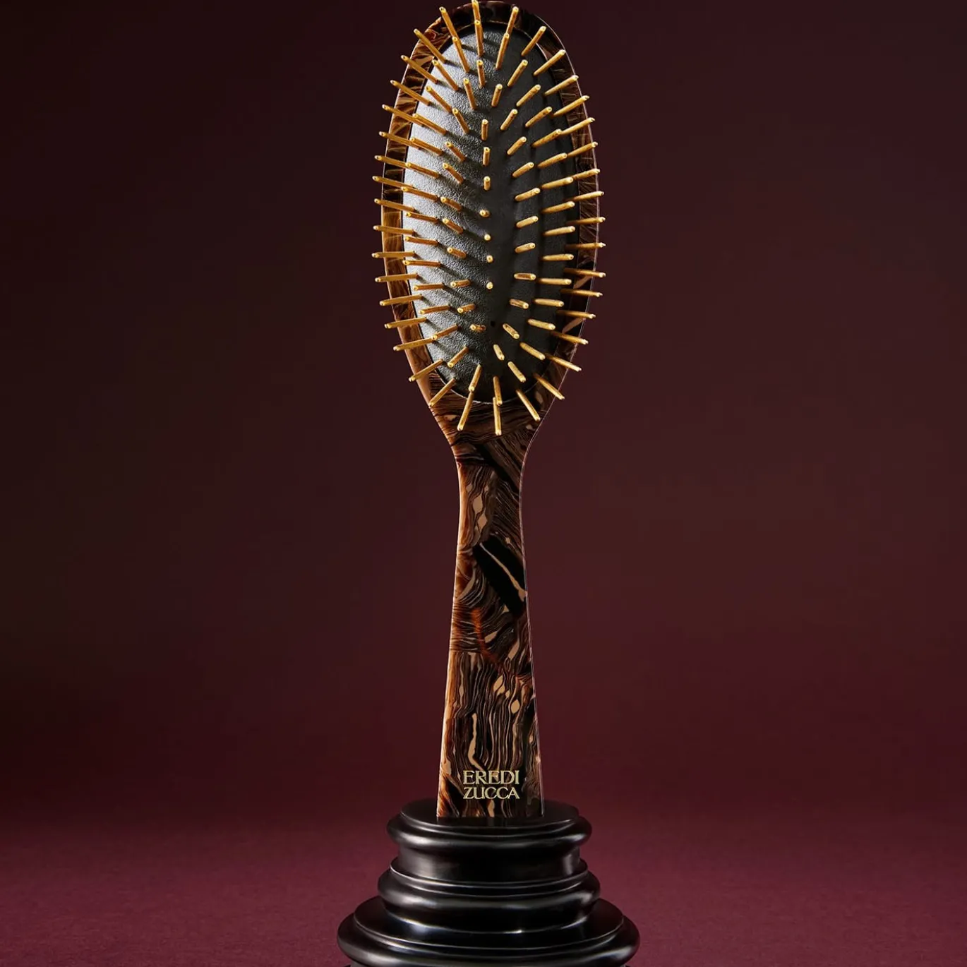 Spazzola ovale in acetato di cioccolato di Carrara Golden-Spike