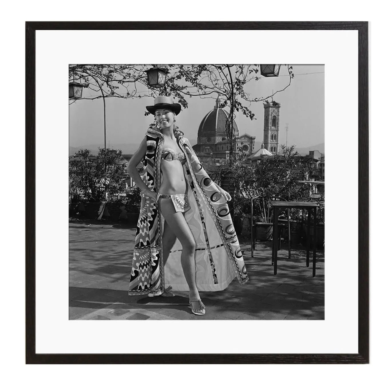 Stampa con cornice Florence Fashion di Reg Lancaster