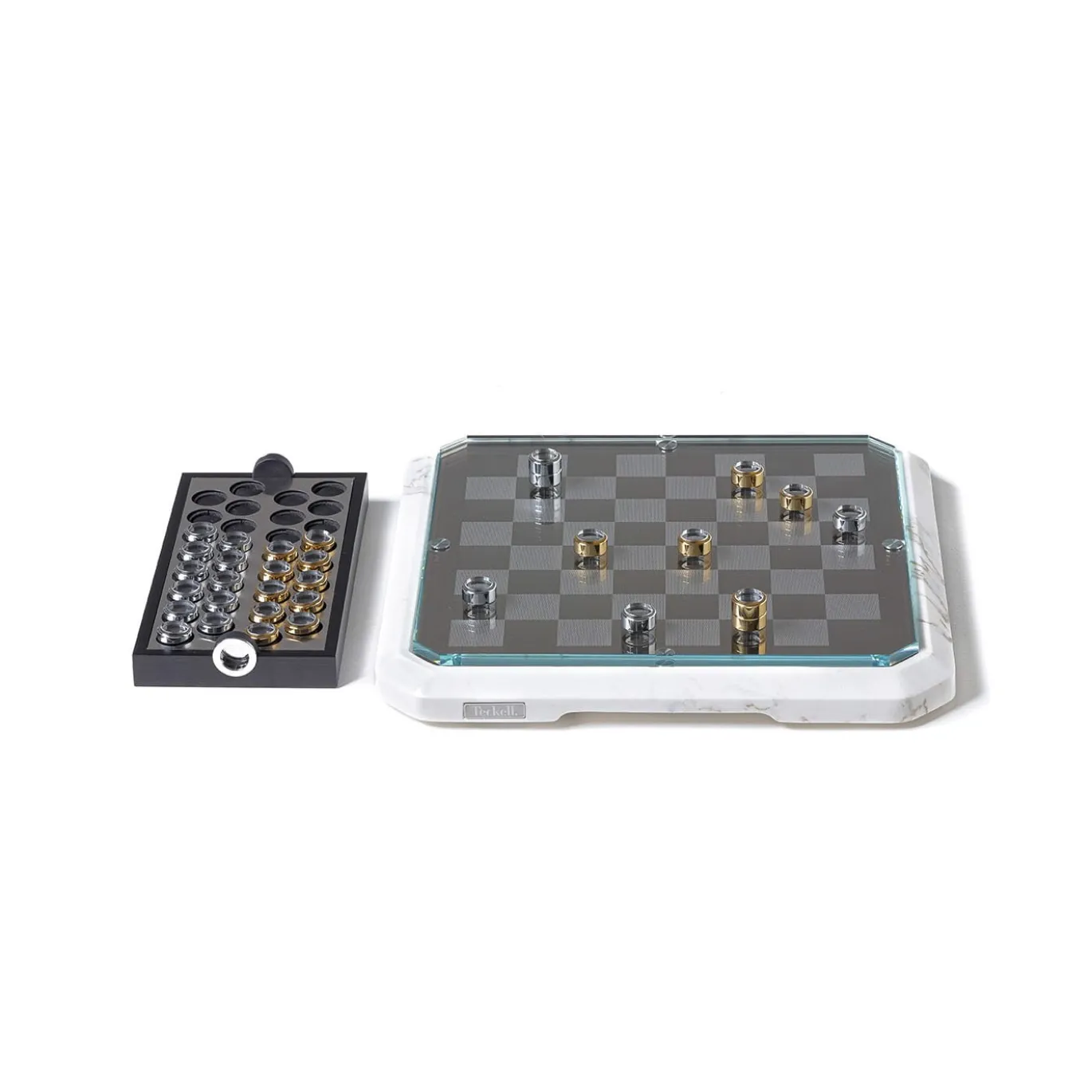 Stratego Black Chess + 1 gioco aggiuntivo