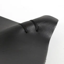 Svuotatasche Piatto Medio in pelle nera