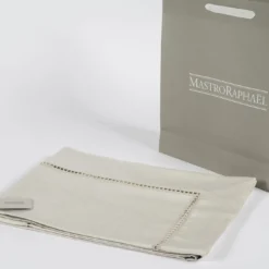 Table Linens Tovaglia in Lino Beige con Inserto in Raso Entre-Deux