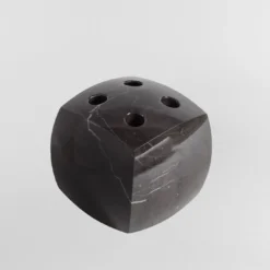 Tavolo da Gioco con Portastecche in Marmo Nero di Adriano Design