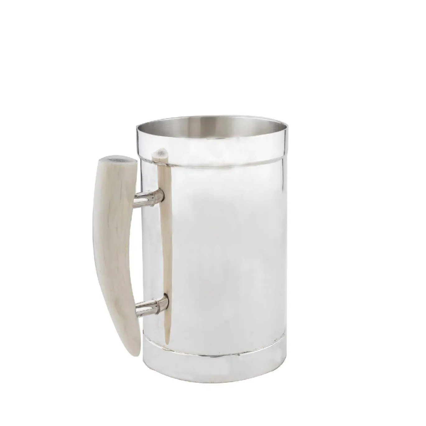 Tazza d'argento con manico in corno di cervo
