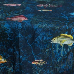 Tovaglia di lino Amami con decorazione marina