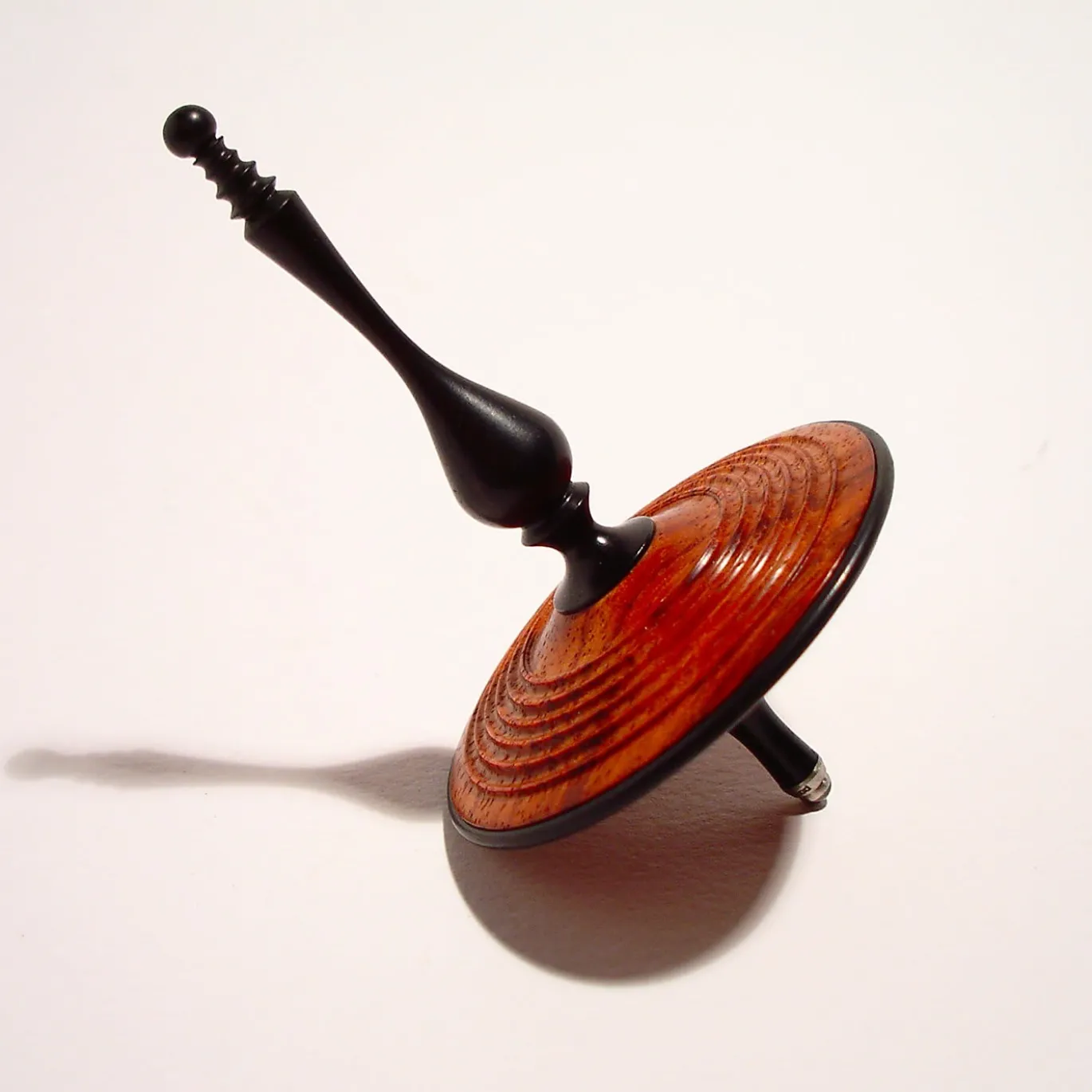 Trottola in ebano e bubinga