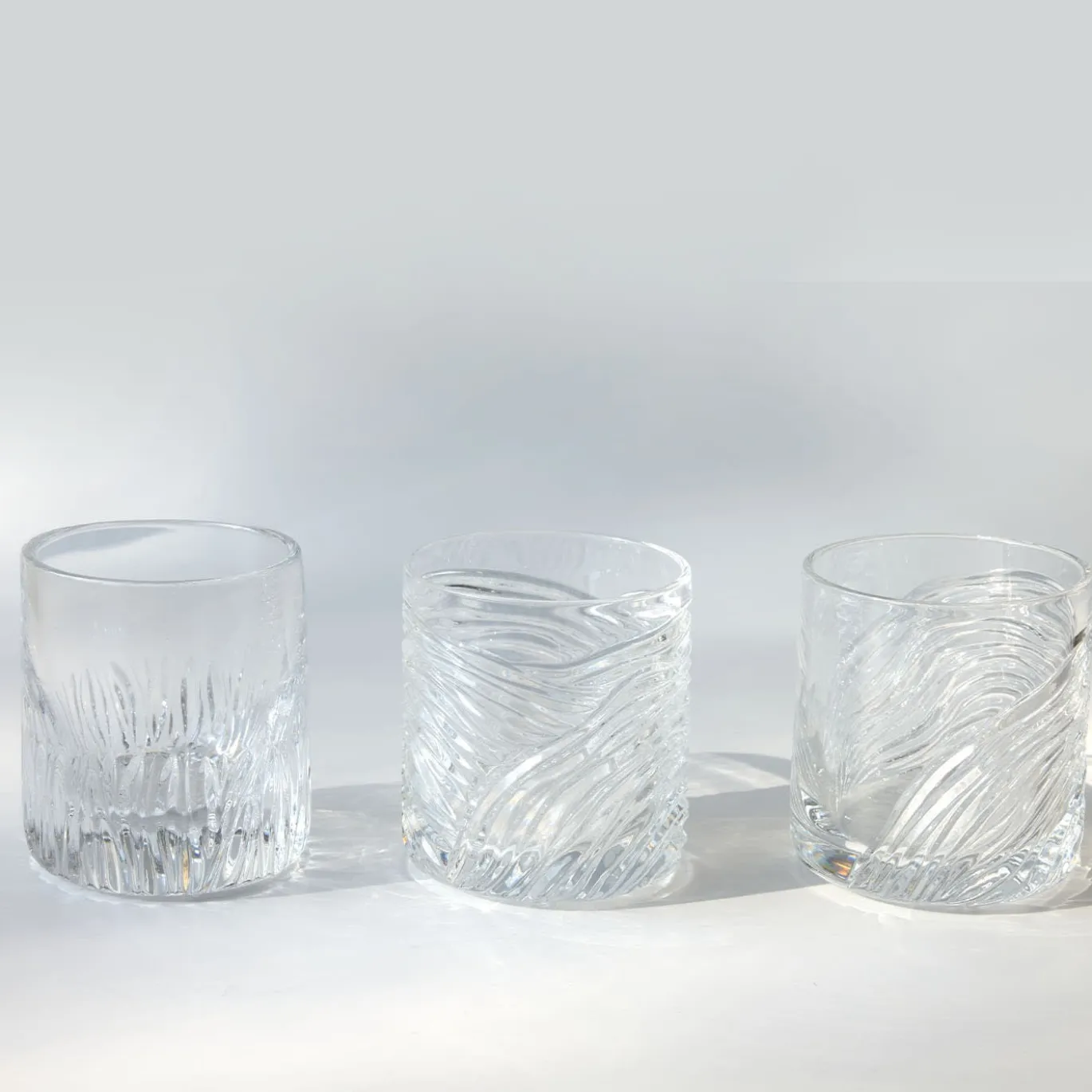 Tumbler in cristallo trasparente Zefiro inciso a mano