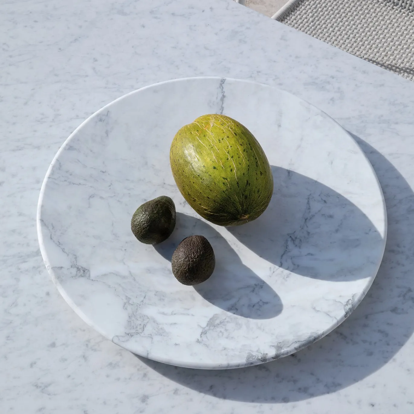 Vassoio Lepos in marmo bianco di Carrara