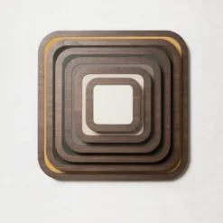 Vassoio quadrato Lloyd N. 3 in Taupe e Noce
