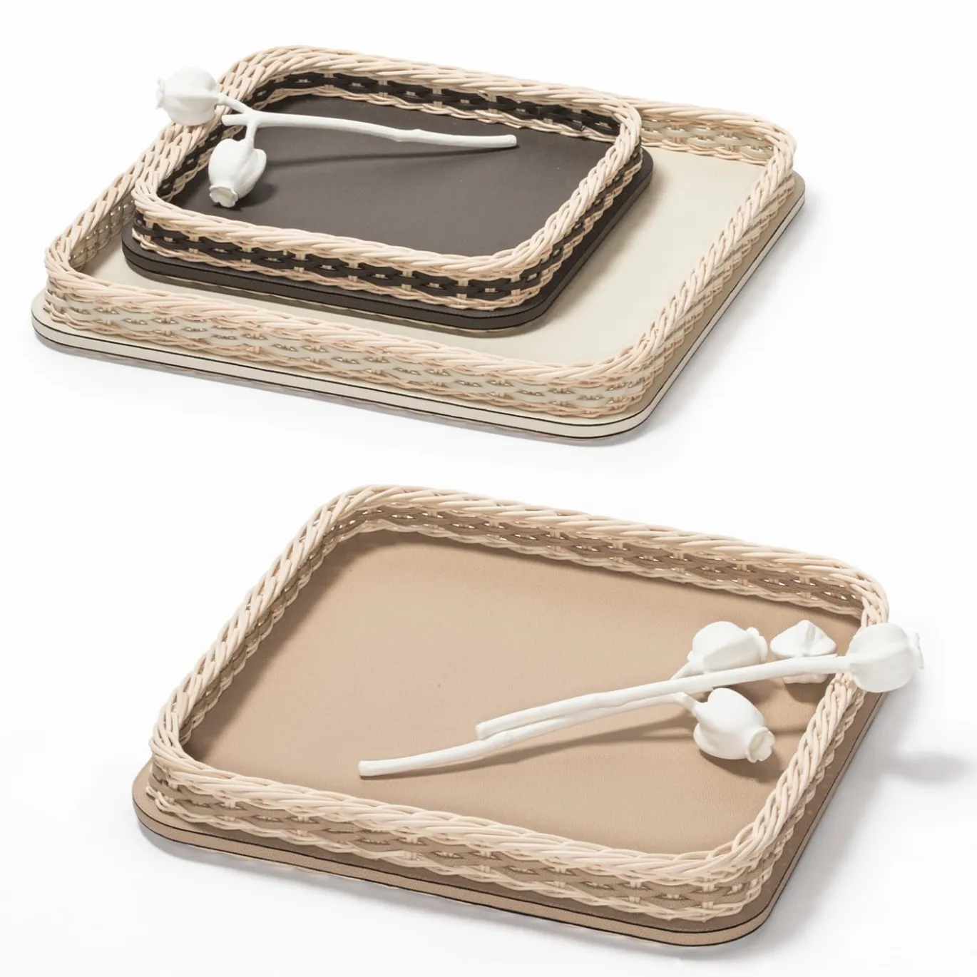 Vassoio quadrato Orsay Beige in pelle e rattan