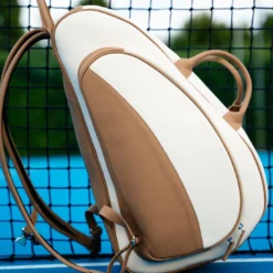 Zaino in pelle bianco e beige per tennis, padel e pickleball